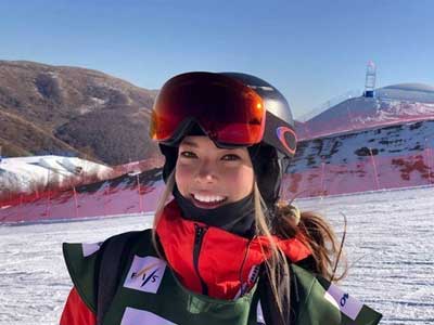 全球首人，谷愛凌訓練時完成超高難度滑雪動作